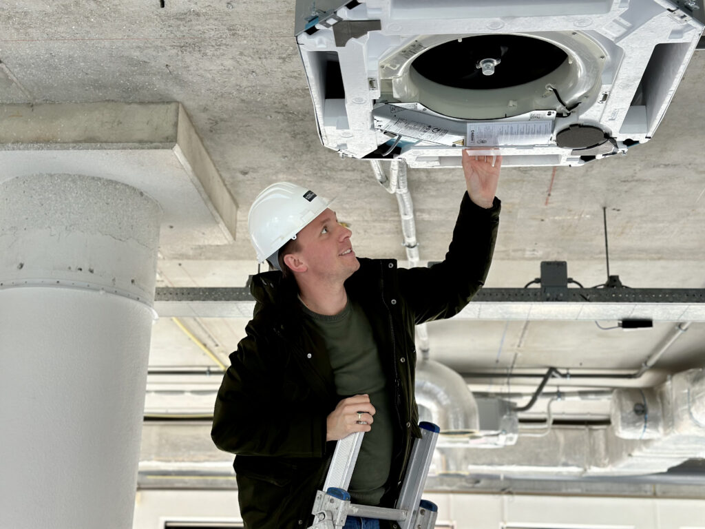 Van het eerste ontwerp tot de uiteindelijke oplevering, wij zorgen ervoor dat elk detail klopt en dat het eindresultaat voldoet aan ieders verwachtingen.