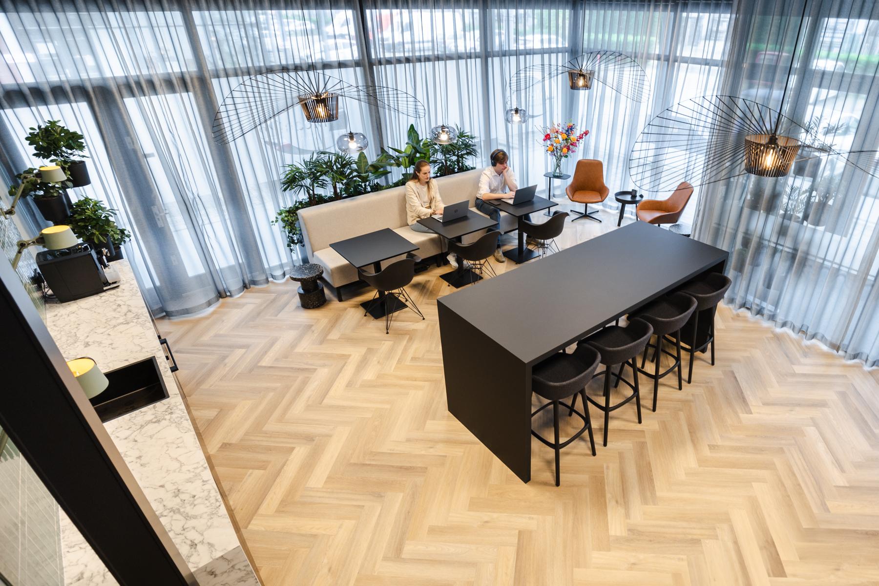 Bureau vandervorm Turnkey project voor Meant2B